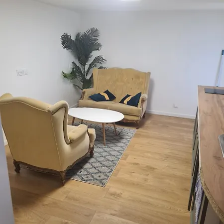 Apartament T2 Independant
